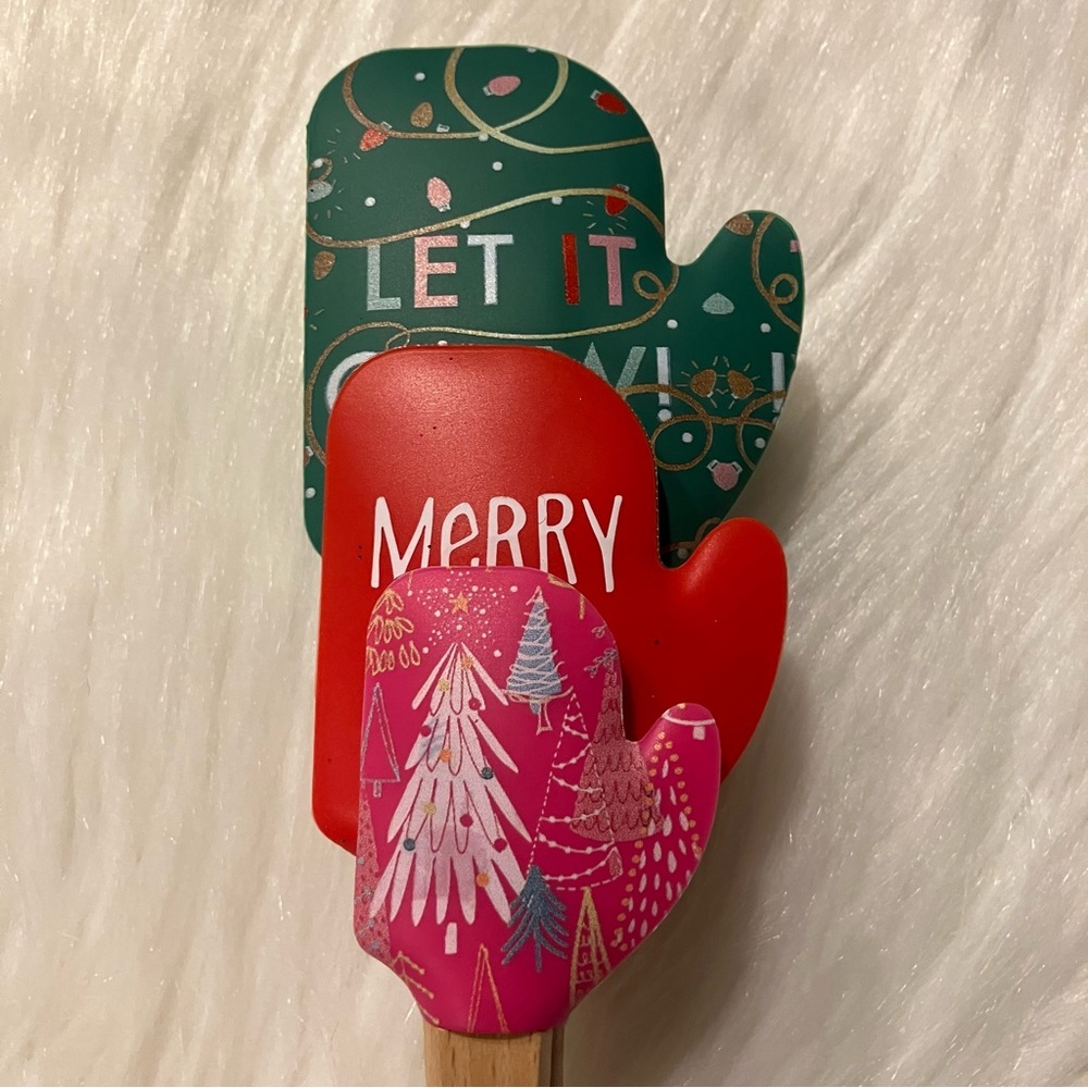 CWC Cook With Color Holiday Christmas Mitten Shape Spatula 3 Piece Set NEW - Picture 3 of 9